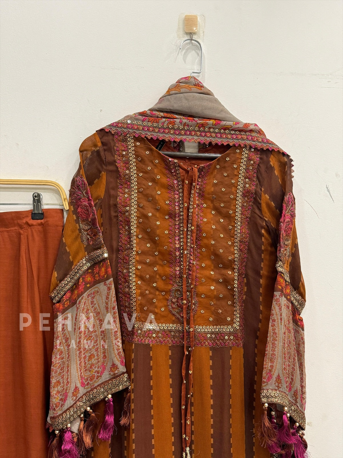 CHARIZMA STITCHED LUXURY COLLECTION-VSL25-42 - Pehnava Lawns