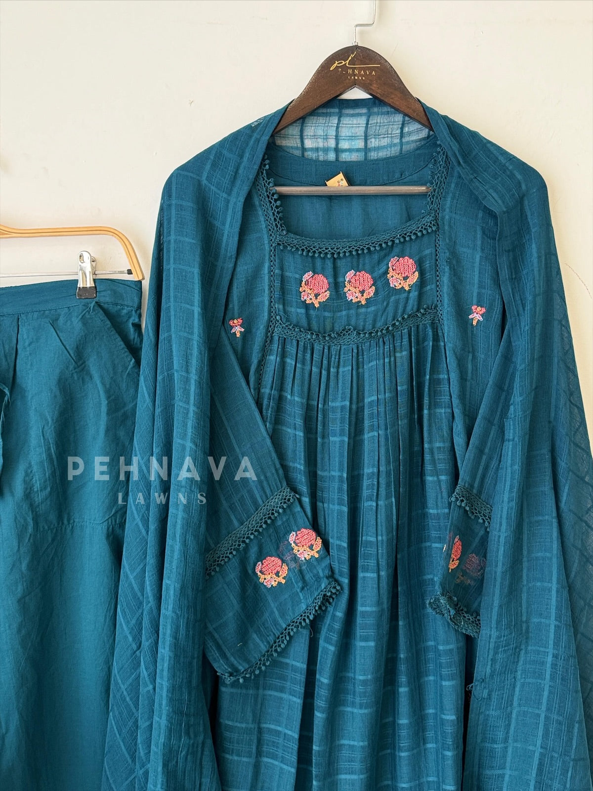 Premium Linen Cotton Suit-6978 - Pehnava Lawns