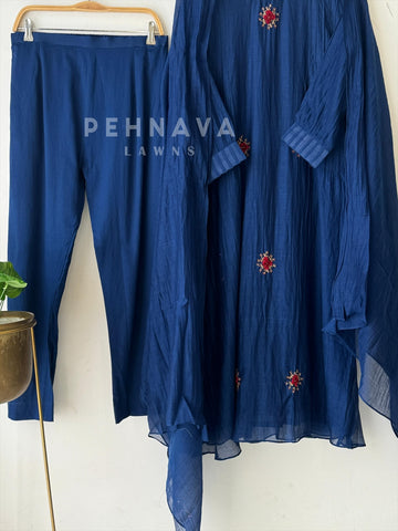 Premium Mul-Chandheri Handworked Suit - Pehnava Lawns