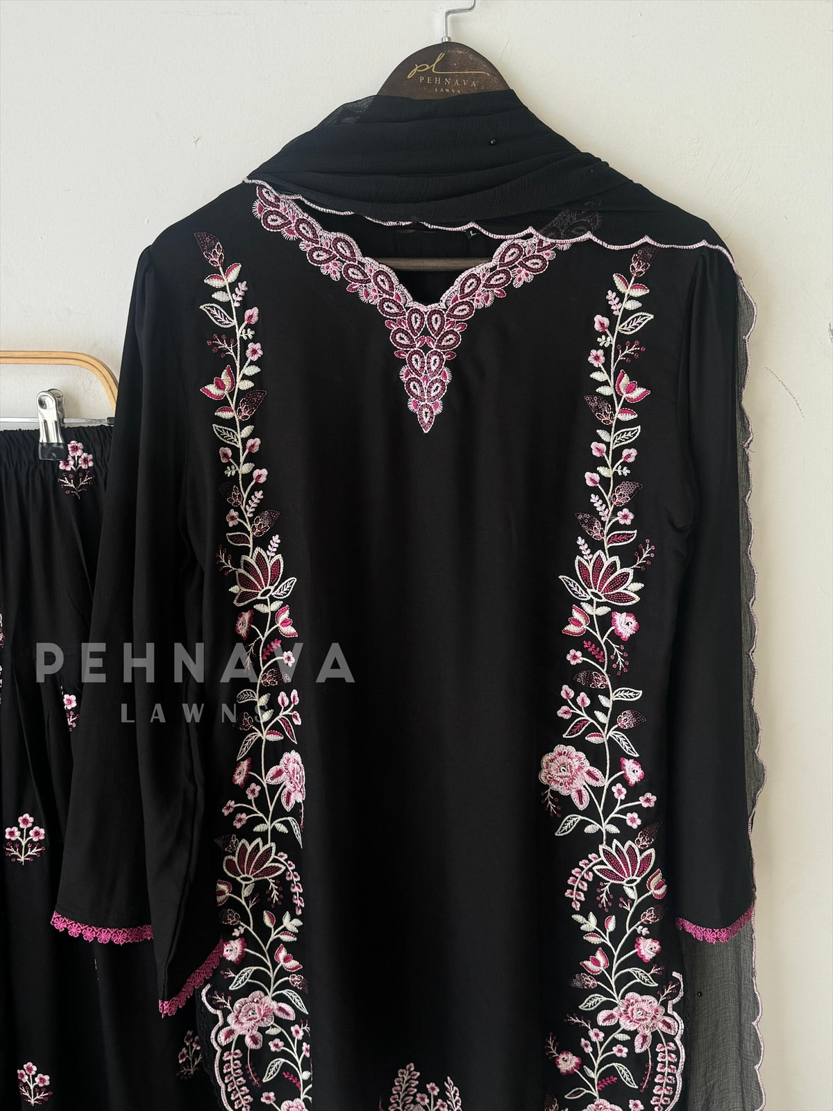Floral Embroidered farshi Salwar -261 - Pehnava Lawns