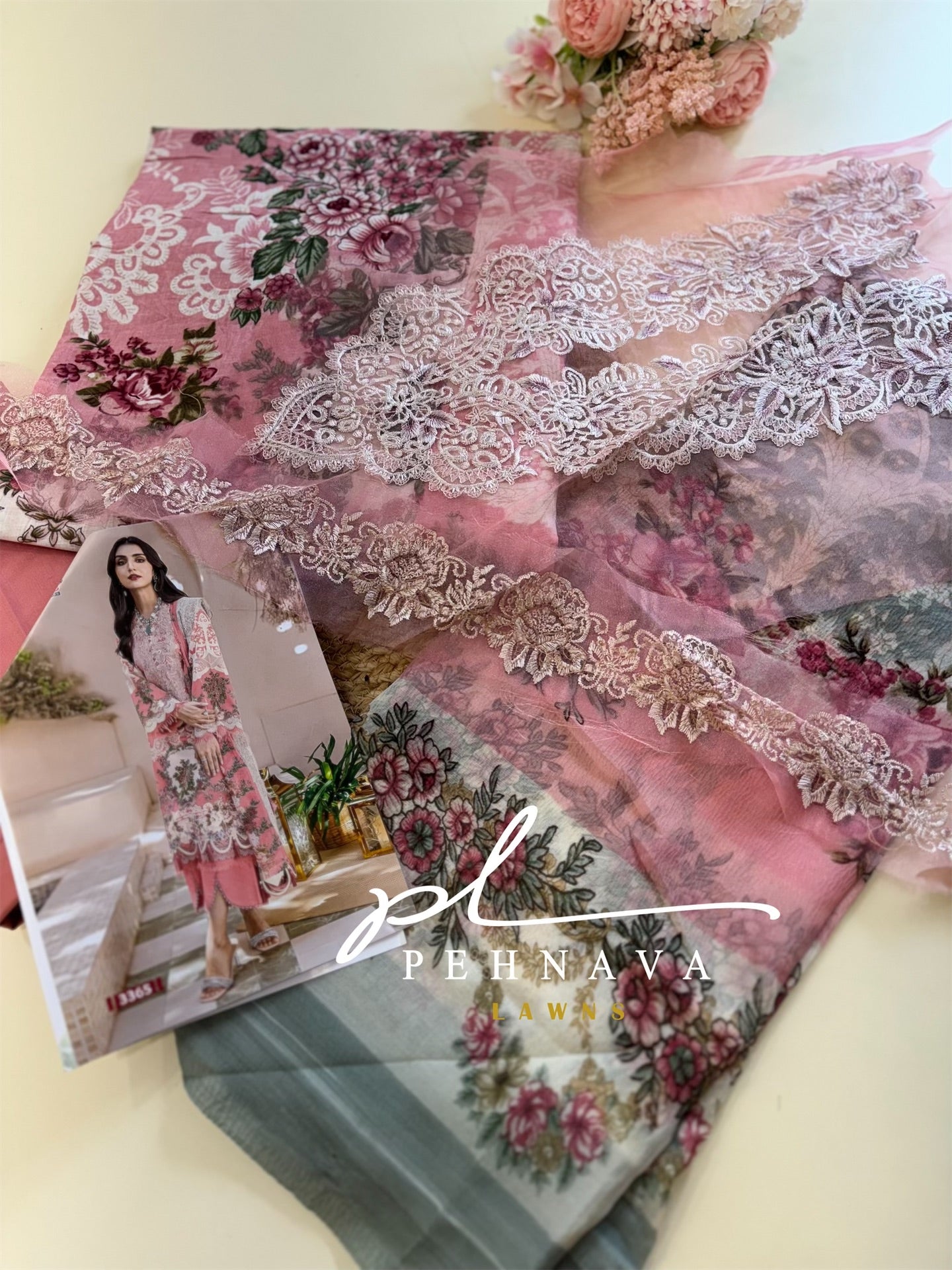 Paki printed suit with chiffon dupatta-1519