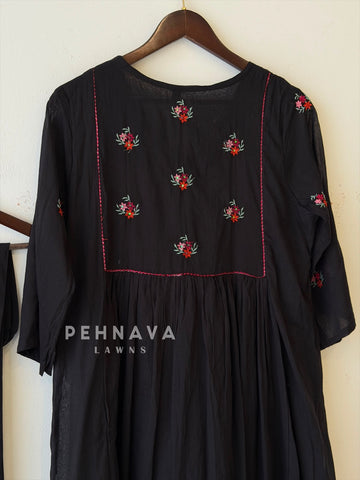 Thread Embroidered Cotton Suit Set-B275