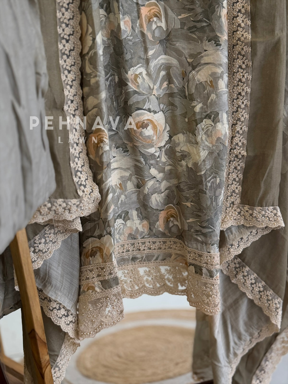 Muslin Floral Printed Suit