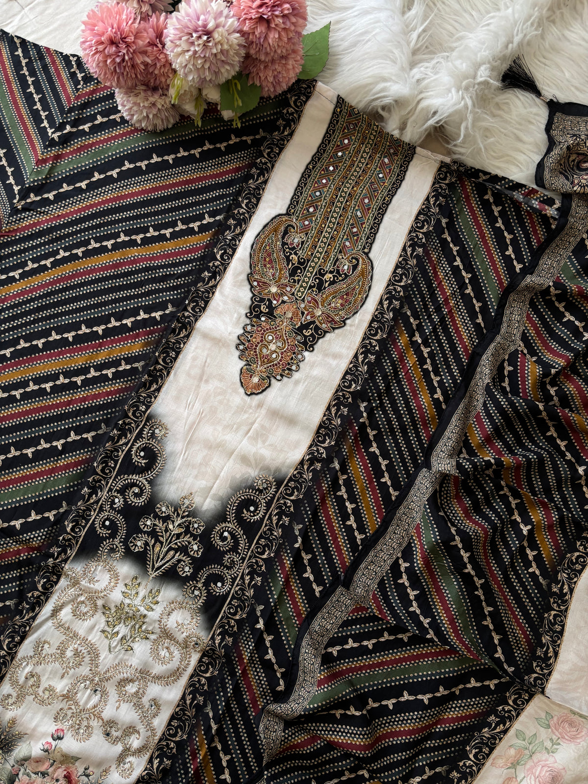 Pure Premium Muslin Suit-287