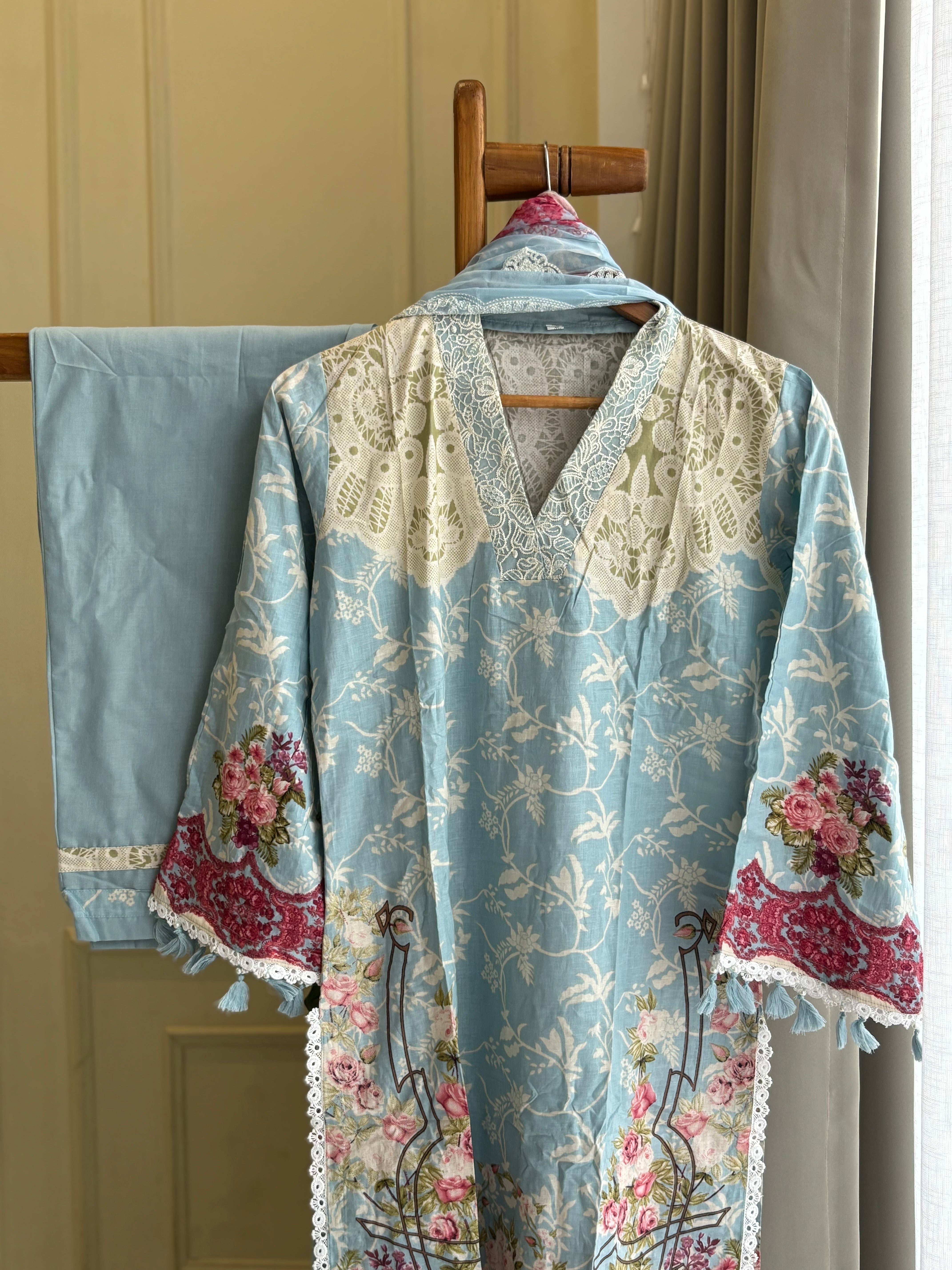 Floral Printed Pak-Suit-002