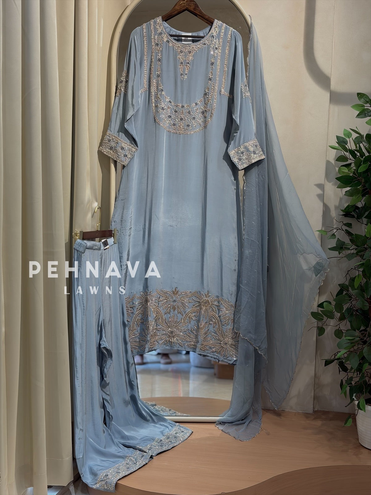 Premium zardosi Handworked Suit-11290