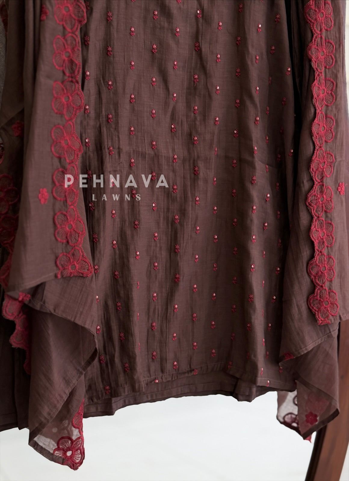 Floral Embroidered Suit Set 5520