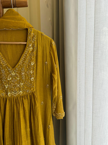 Mulchandheri Panel Cut Handwork Detailing Suit