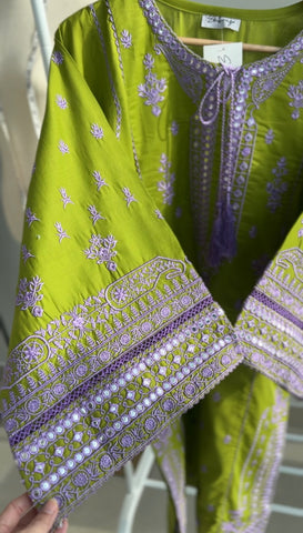 Embroiza Pakistani Modern Two Piece Suit-Matcha