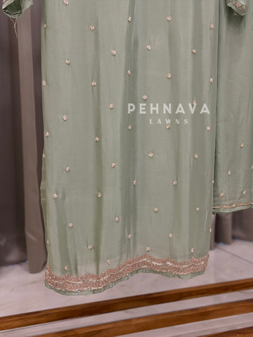 Premium Handworked Chinnon Ensemble