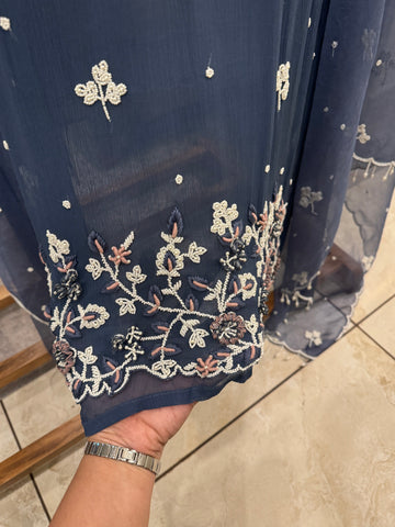 Pearl and thread embroidered comfy pire organza suit-09