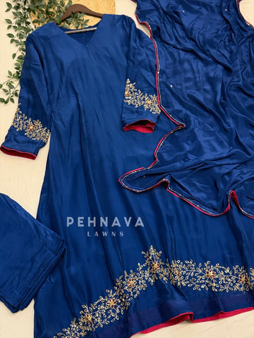 Bell sleeve Handworked Ensemble H-236