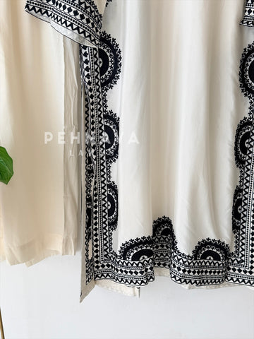 Border Embroidered Three Piece Set J7119