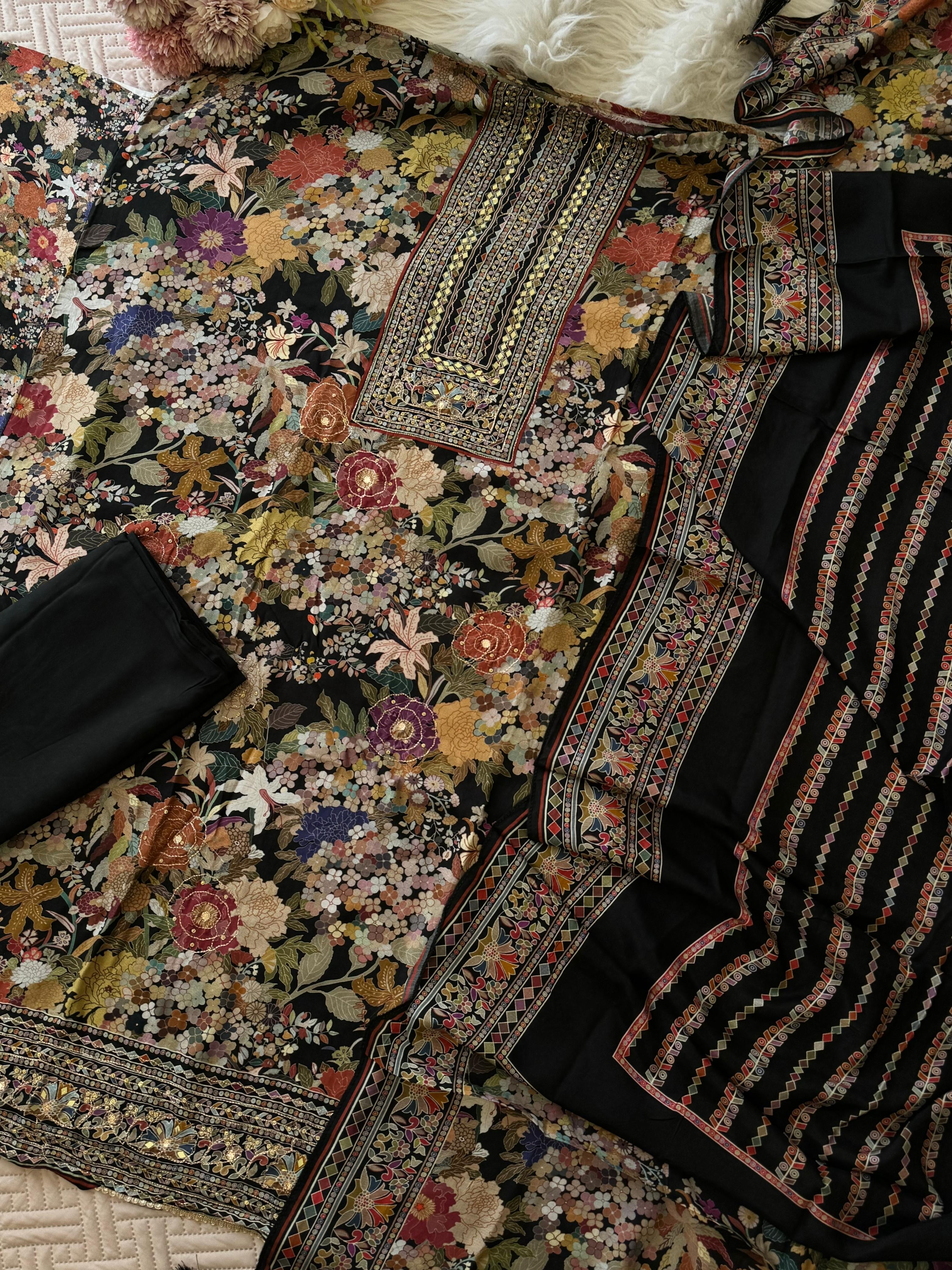 Floral Patterned Muslin Suit 234