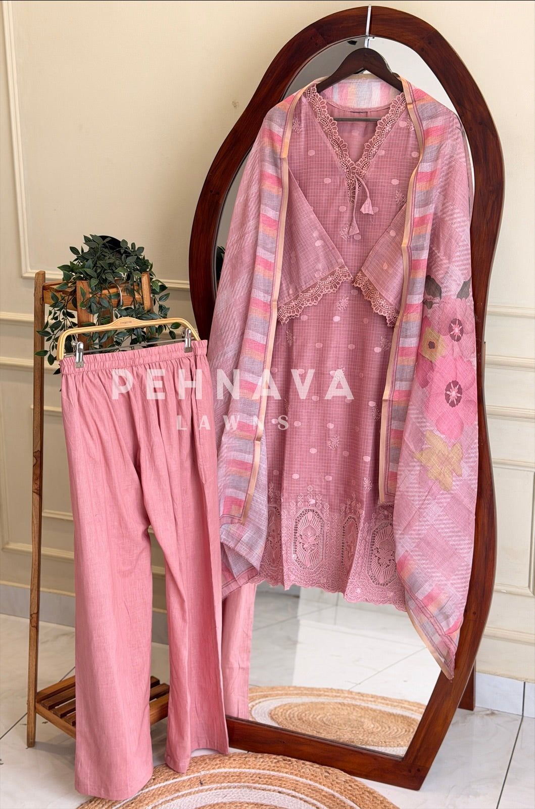 Cotacheck Embroidered Suit