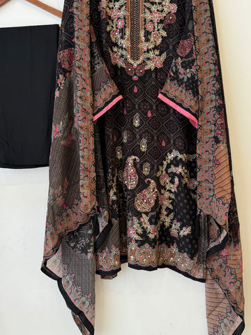 Black Flowy Crepe Suit-1992