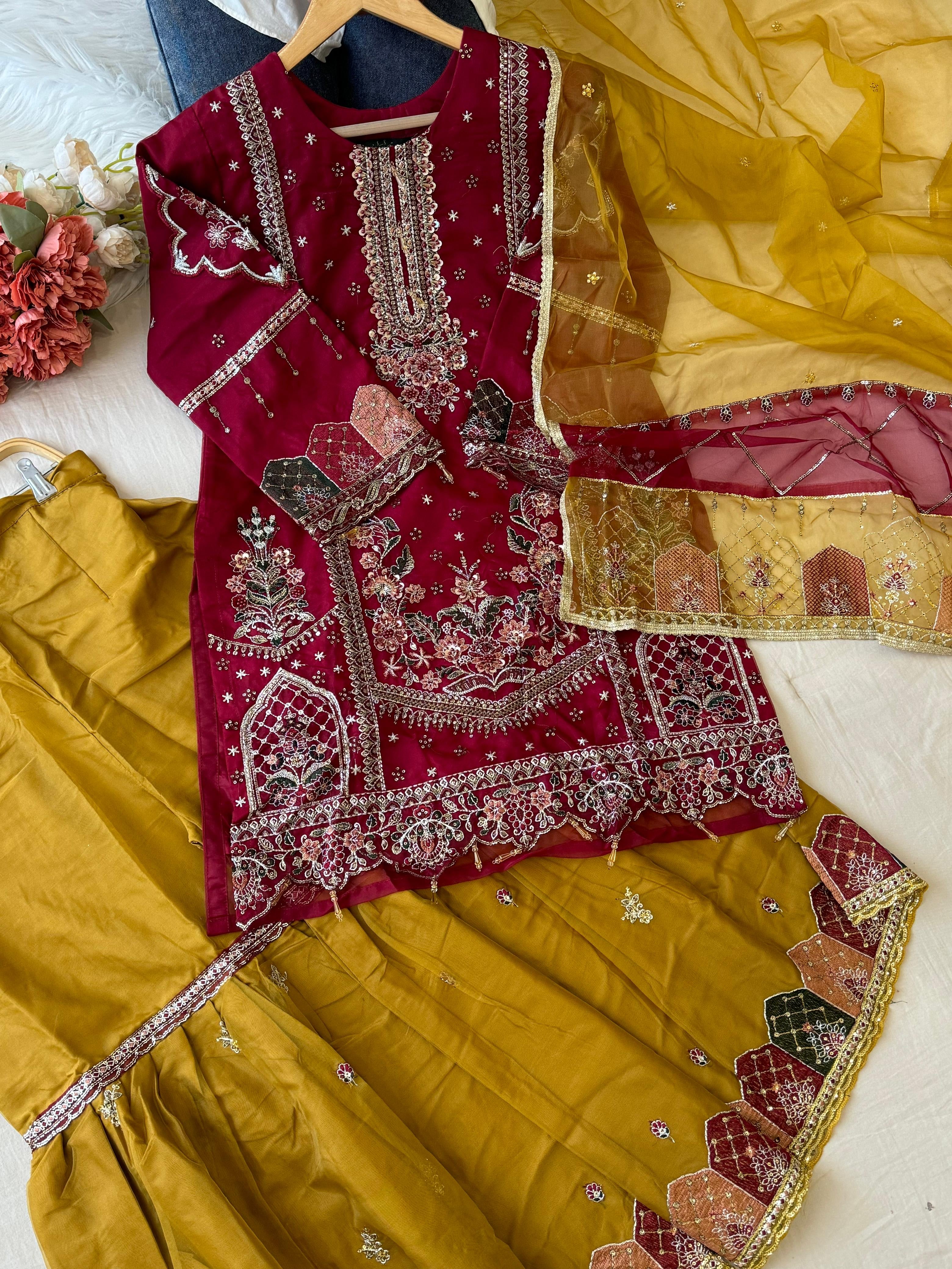 Royal Organza Party wear Embellished Suit 5187 - Pehnava Lawns