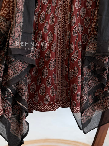Ajrak Print A-Line Suit Set 11021-24