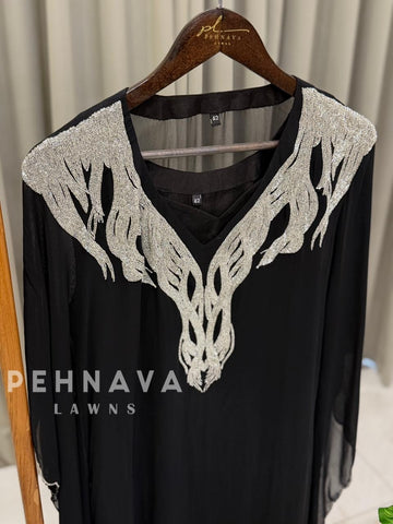 Cutdana Embroidered Kaftan Suit 1110