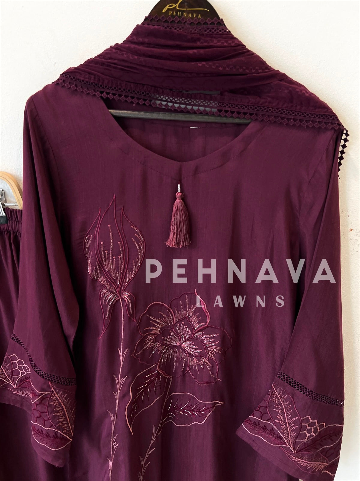Muslin Embroidered Ensemble D003