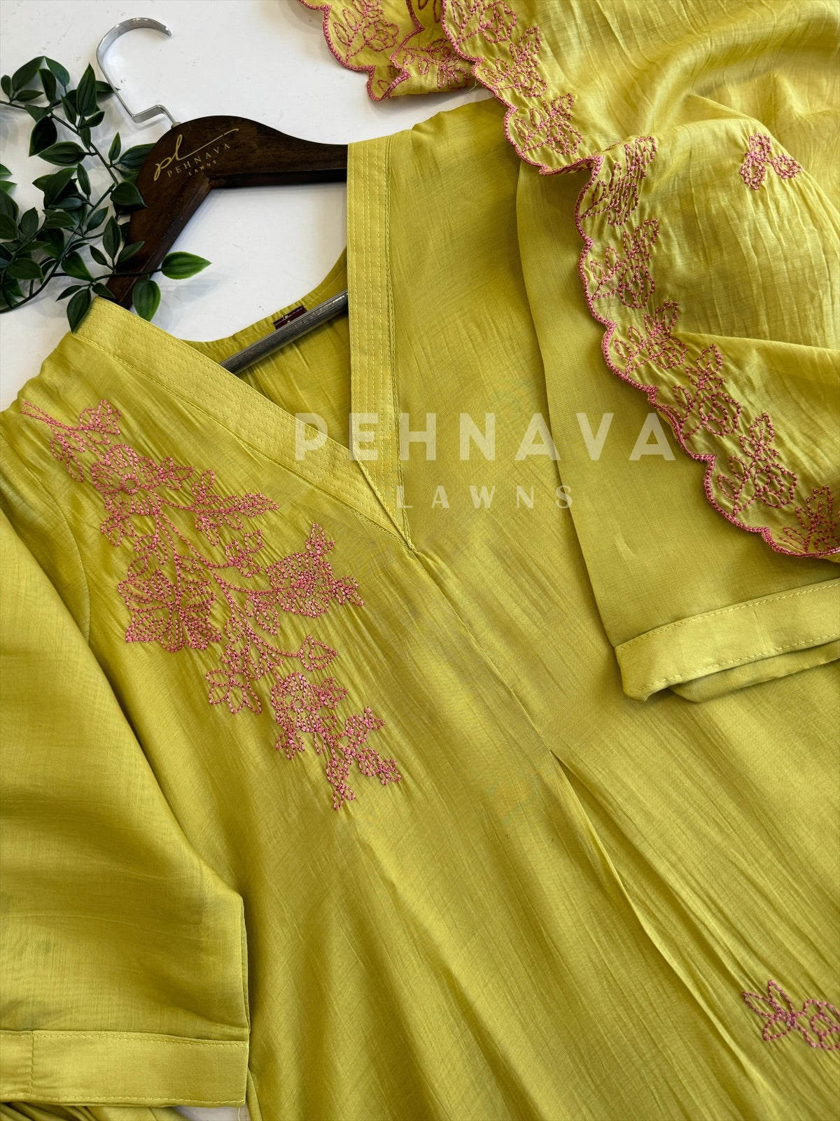 Mul Chanderi Embroidered Suit