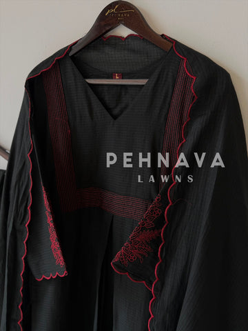 Cotacheck Embroidered Suit 13081