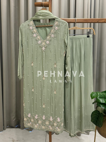 Classic Handcrafted Kurta Set - Pehnava Lawns