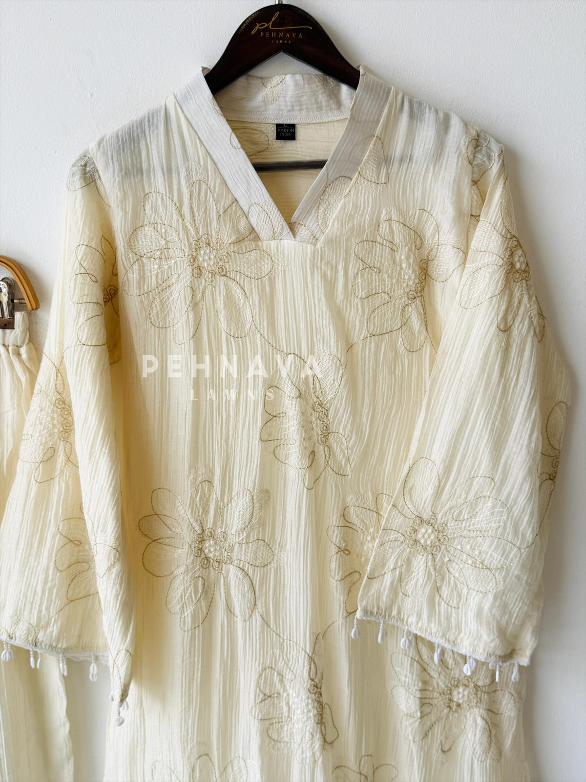 Soft Floral Embroidery Ensemble-4148 - Pehnava Lawns