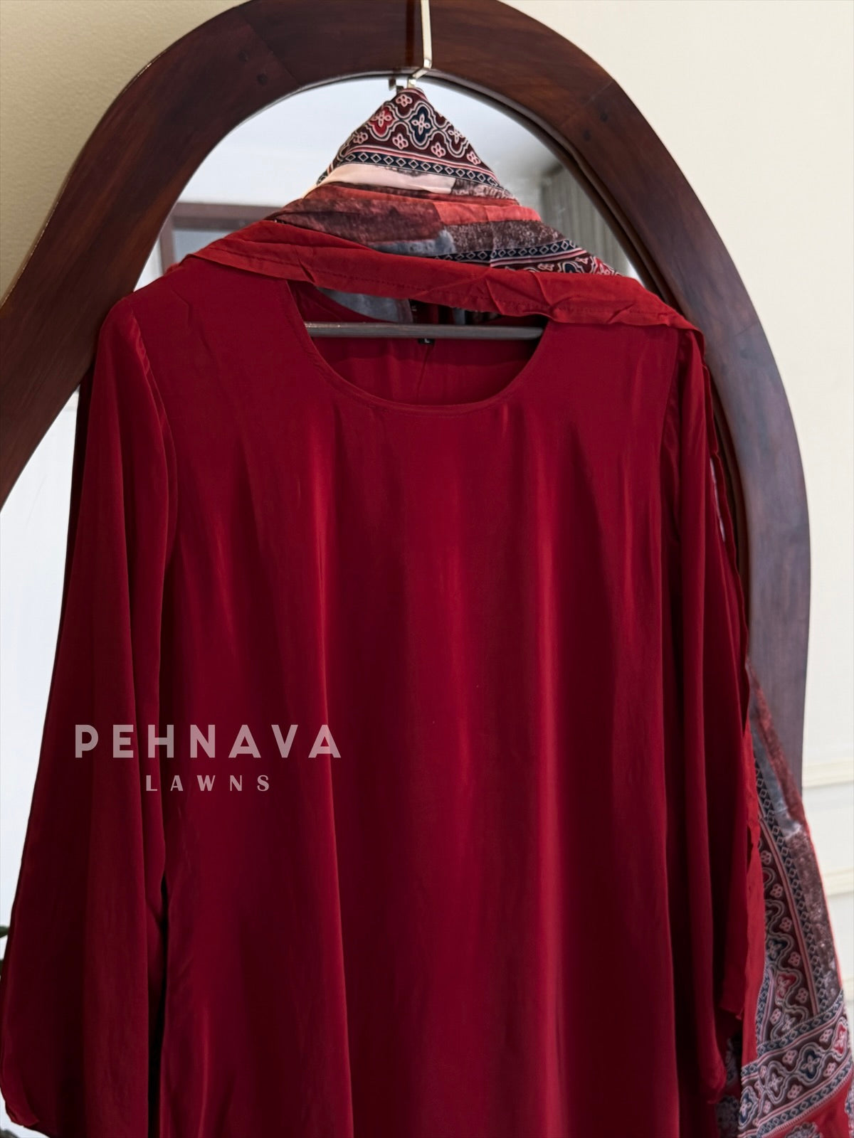 Contrast Printed Dupatta Suit Set