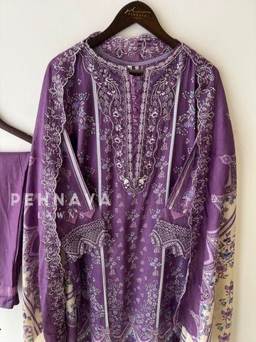 Embroidered Lawns Suit-203
