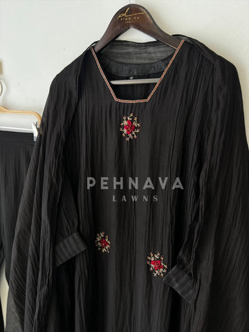 Premium Mul-Chandheri Handworked Suit - Pehnava Lawns