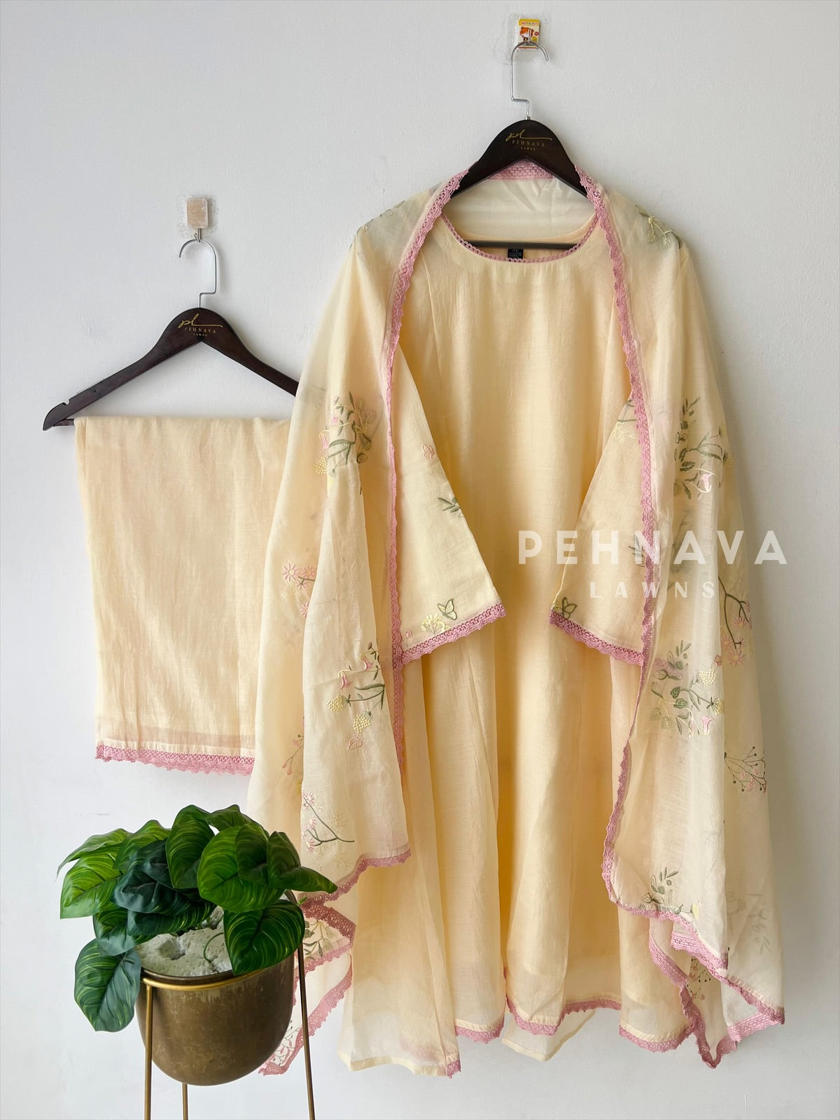 Lace-Trimmed Embroidered Suit-4139 - Pehnava Lawns