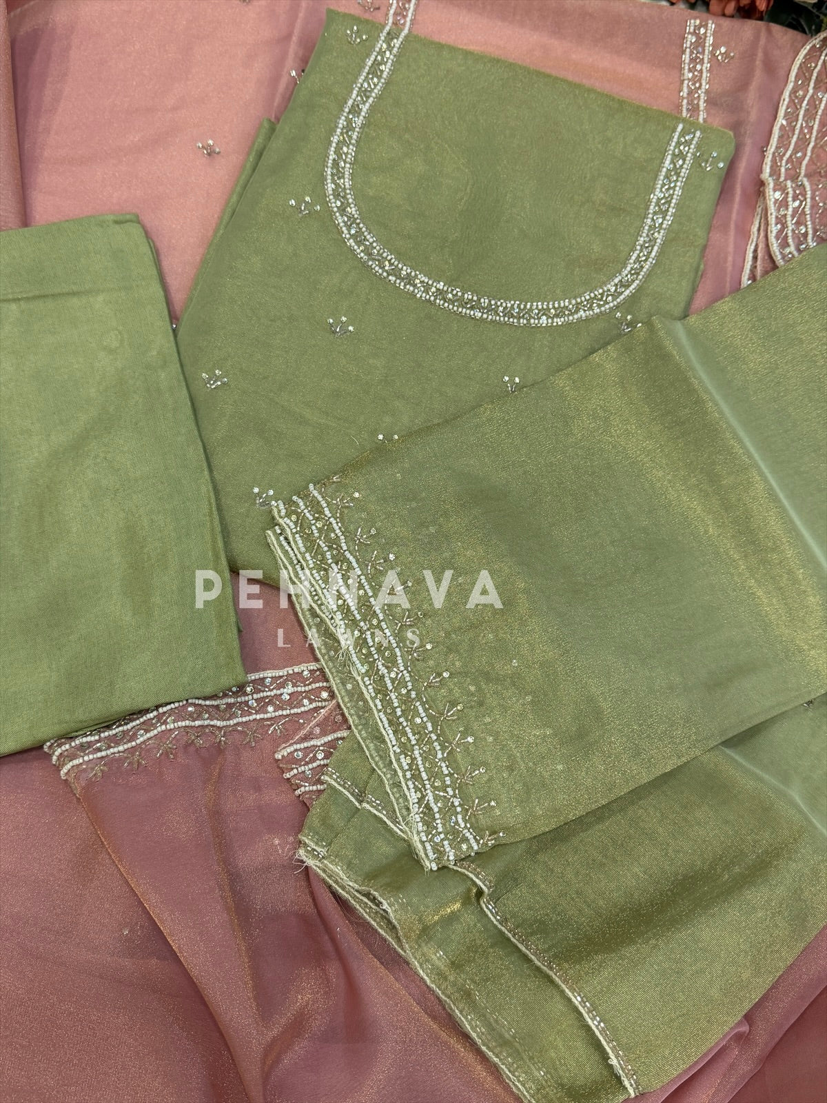 Tissue Handworked Unstitched Suit-314