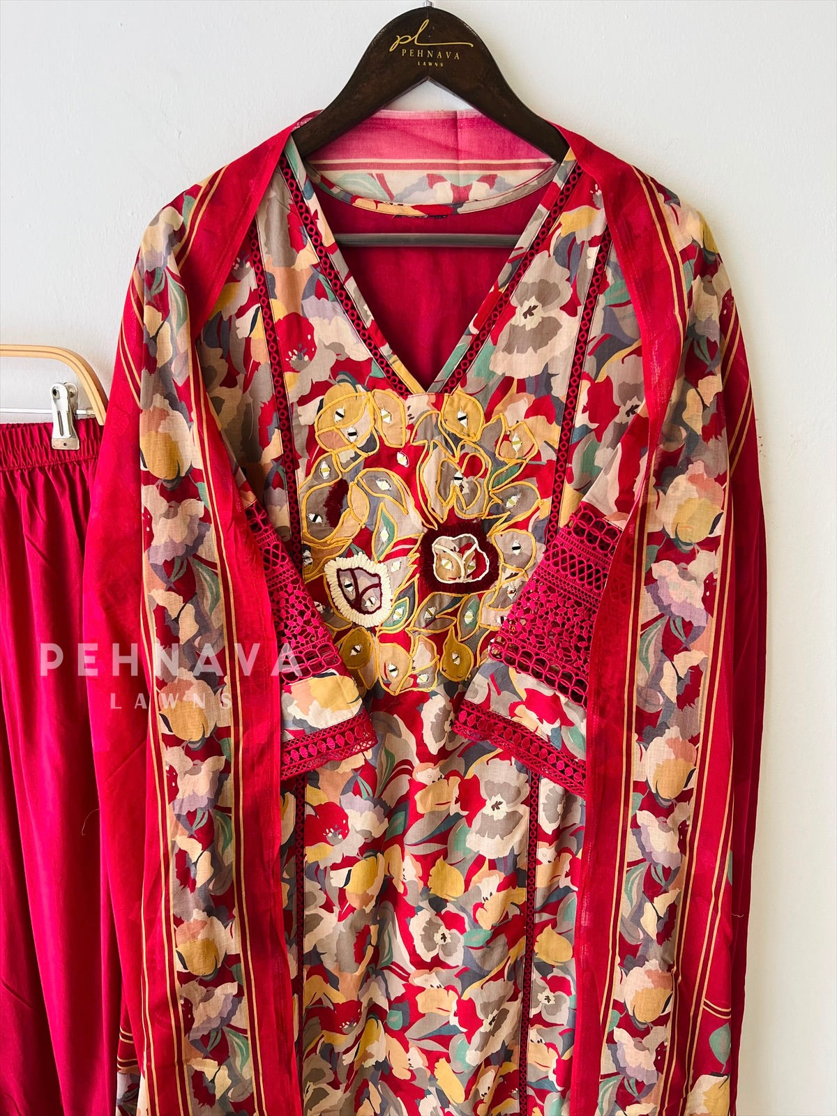 Floral Print Cotton Suit with Lace-17141 - Pehnava Lawns