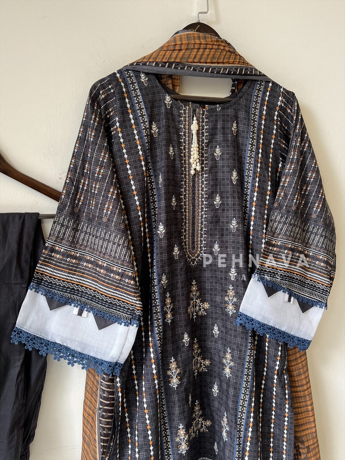 Embroidered Casual Ready To Wear Suit-21009-10