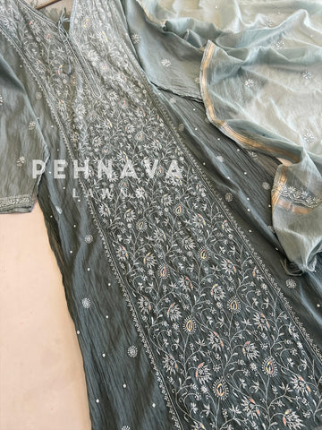 Chanderi chikankari suit - Pehnava Lawns