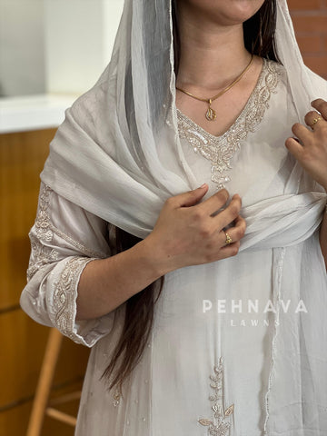 Handworked Vine Detail Suit - Pehnava Lawns