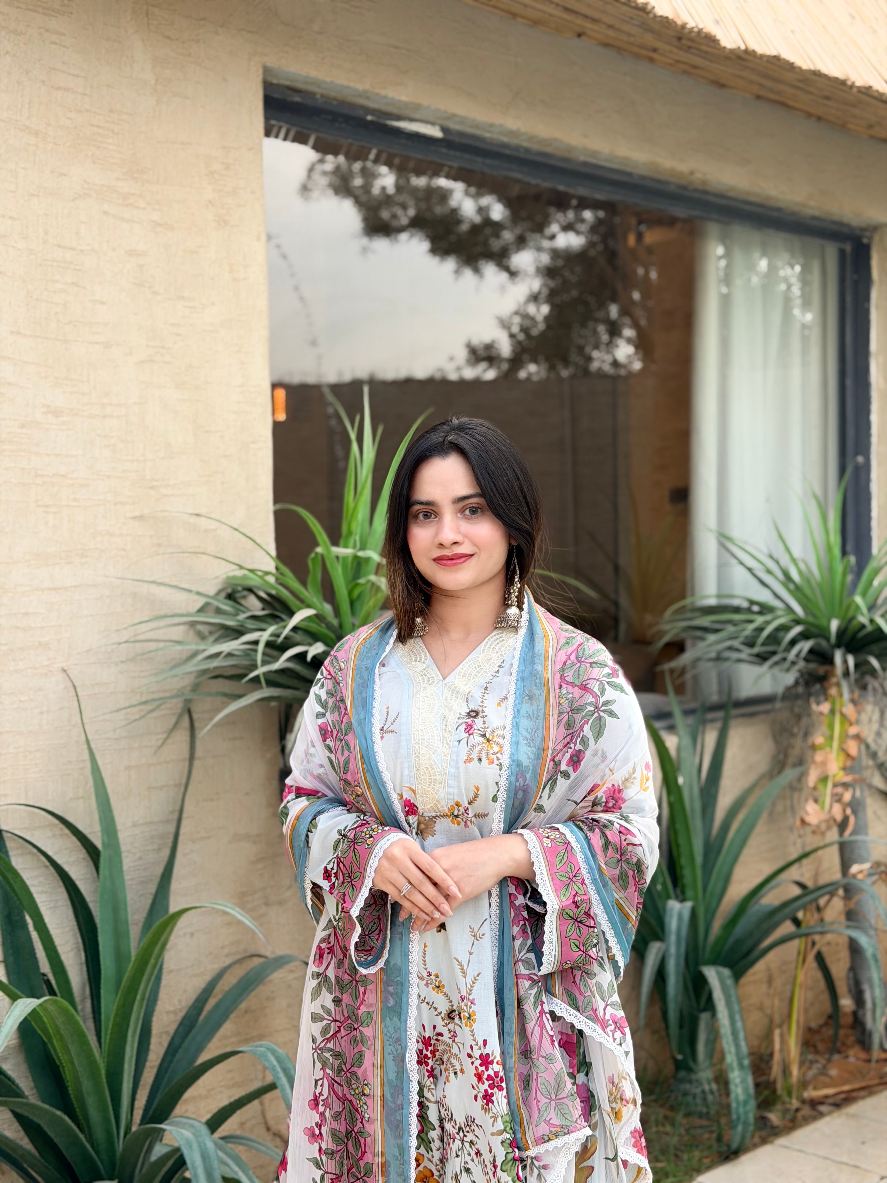 Embroidered Flower Charm Pak-Suit 1359