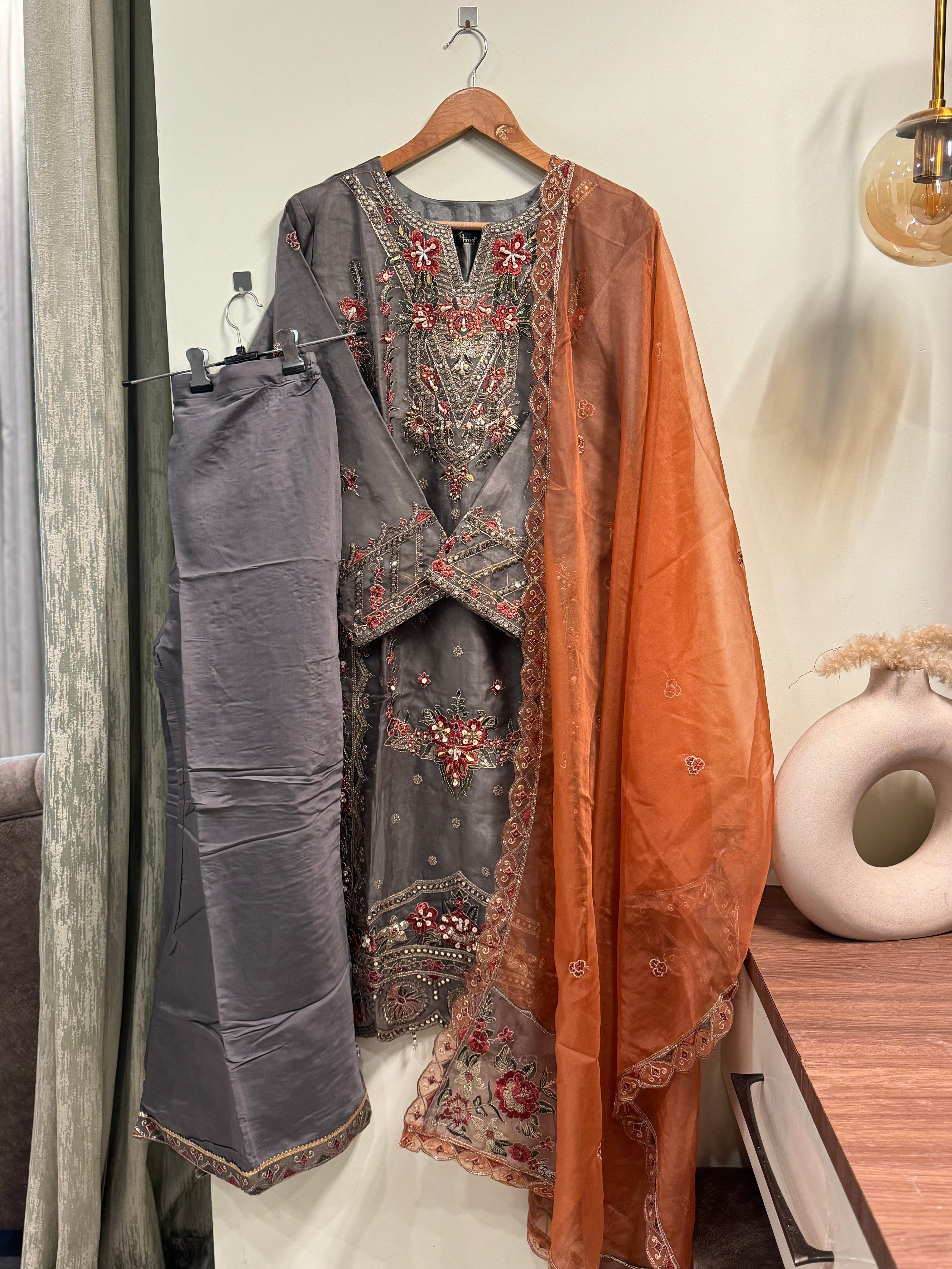 Organza embroidered suit-1252
