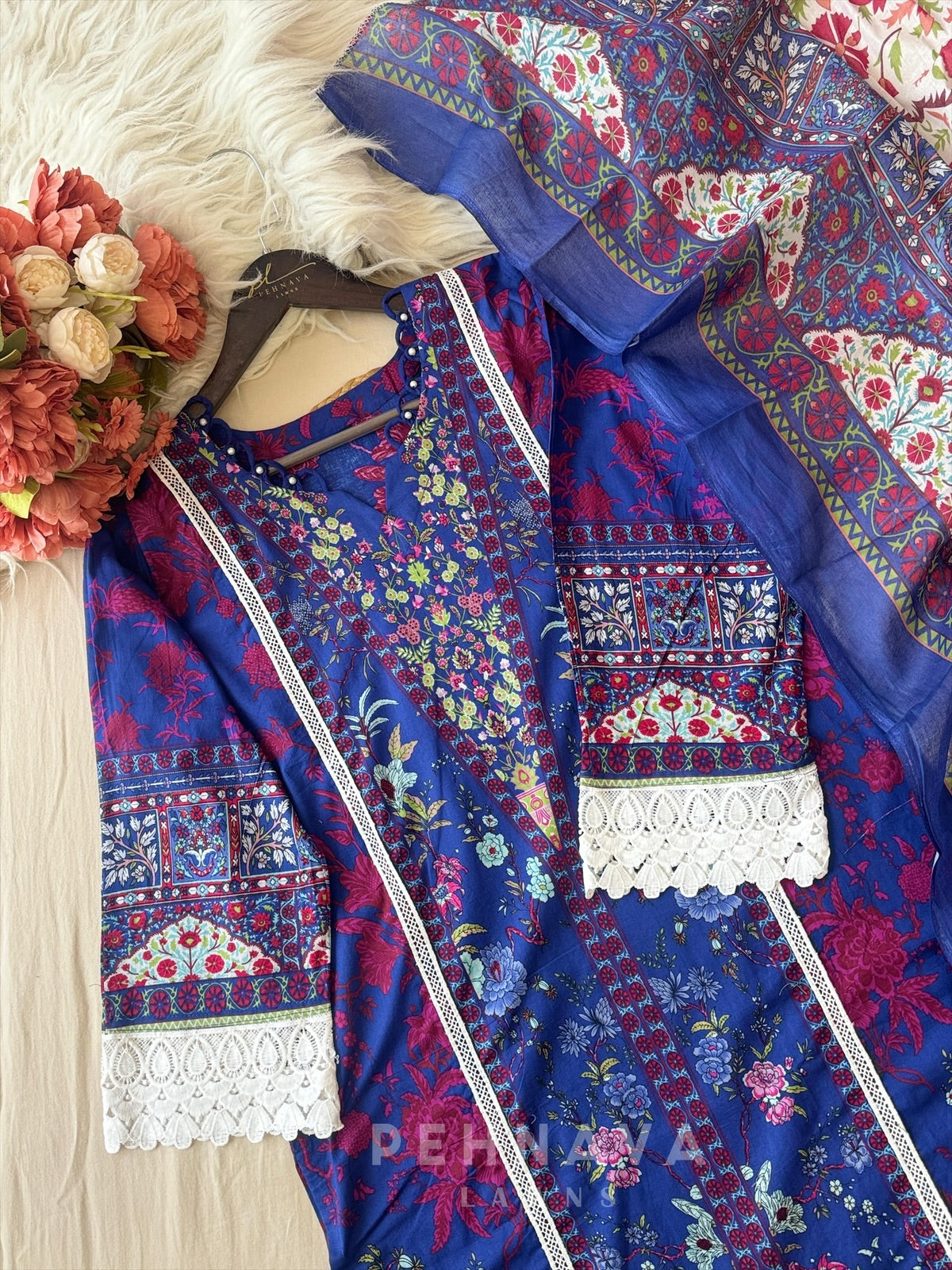 Cotton Printed Suit Set-1308 - Pehnava Lawns