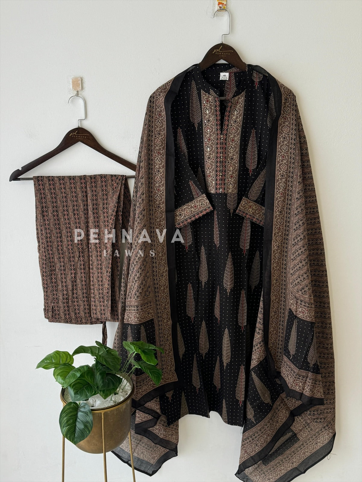 Classic Work Print Suit-No.11/3 - Pehnava Lawns