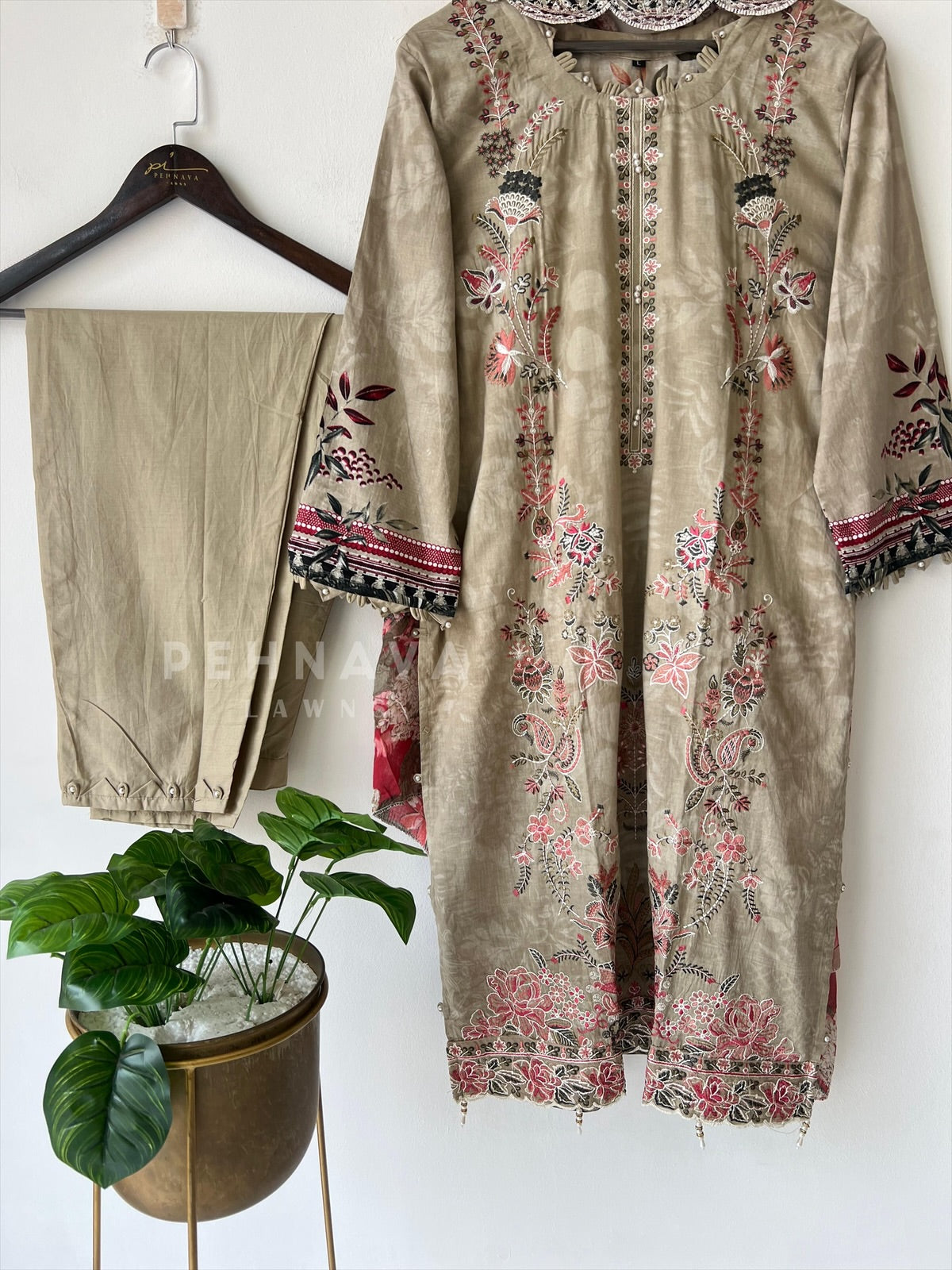 Embroidered Lawn Suit with Scallop Dupatta-1706 - Pehnava Lawns