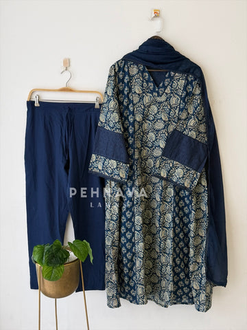 Kalamkari Paisley Printed Three-Piece Set-13104