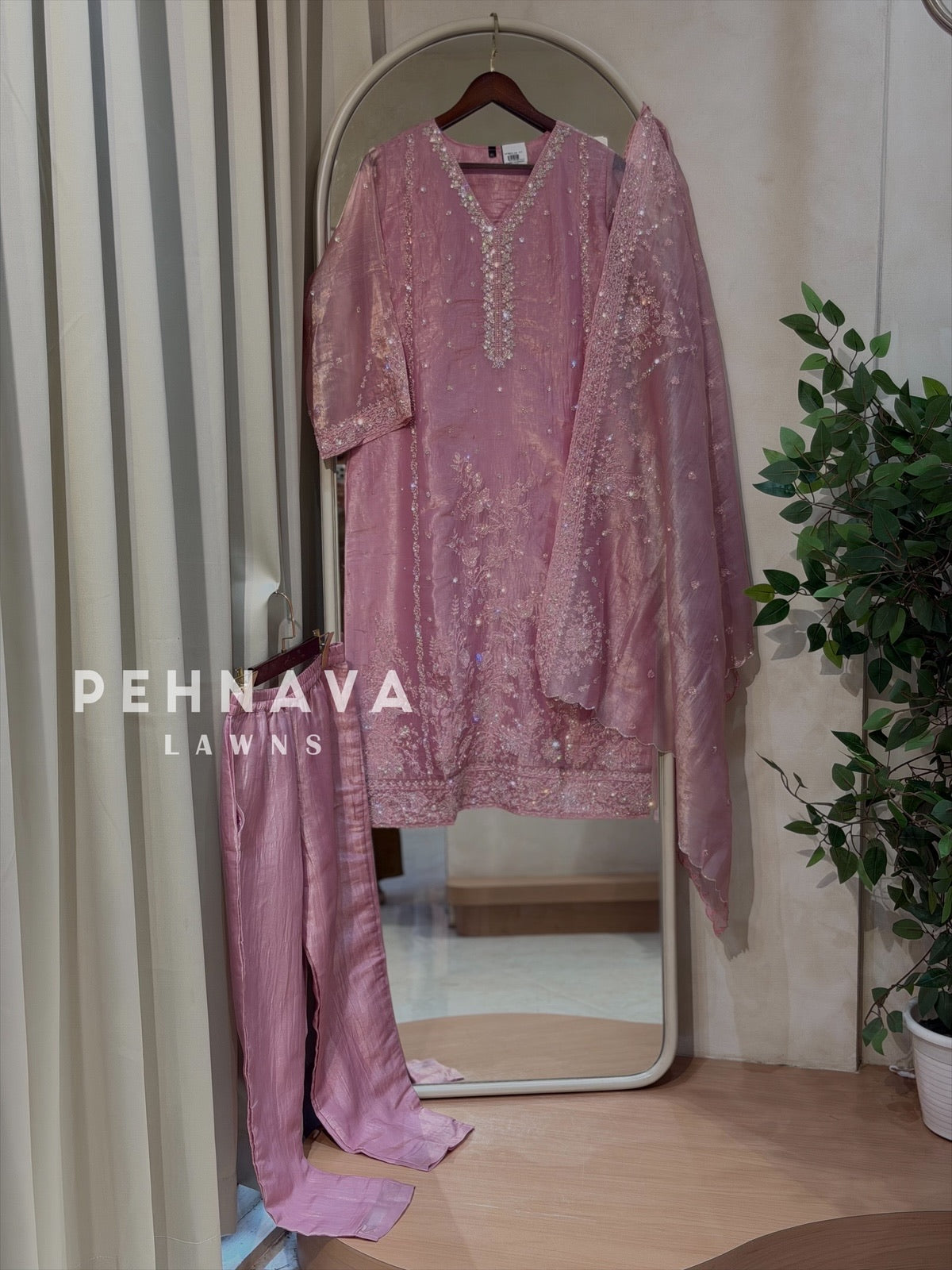 Crinkle Tissue Organza Three Piece Suit