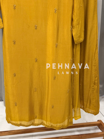 Premium Handworked Chinnon Ensemble-8563