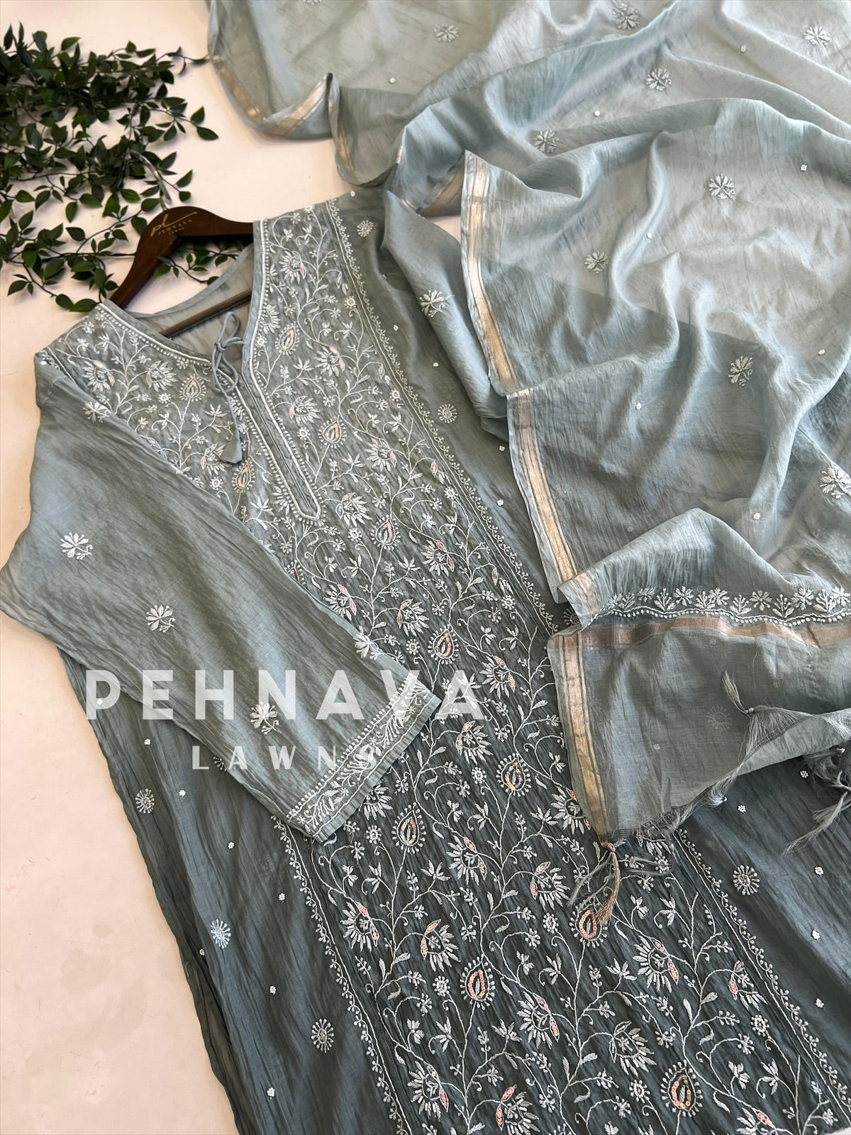 Chanderi chikankari suit - Pehnava Lawns