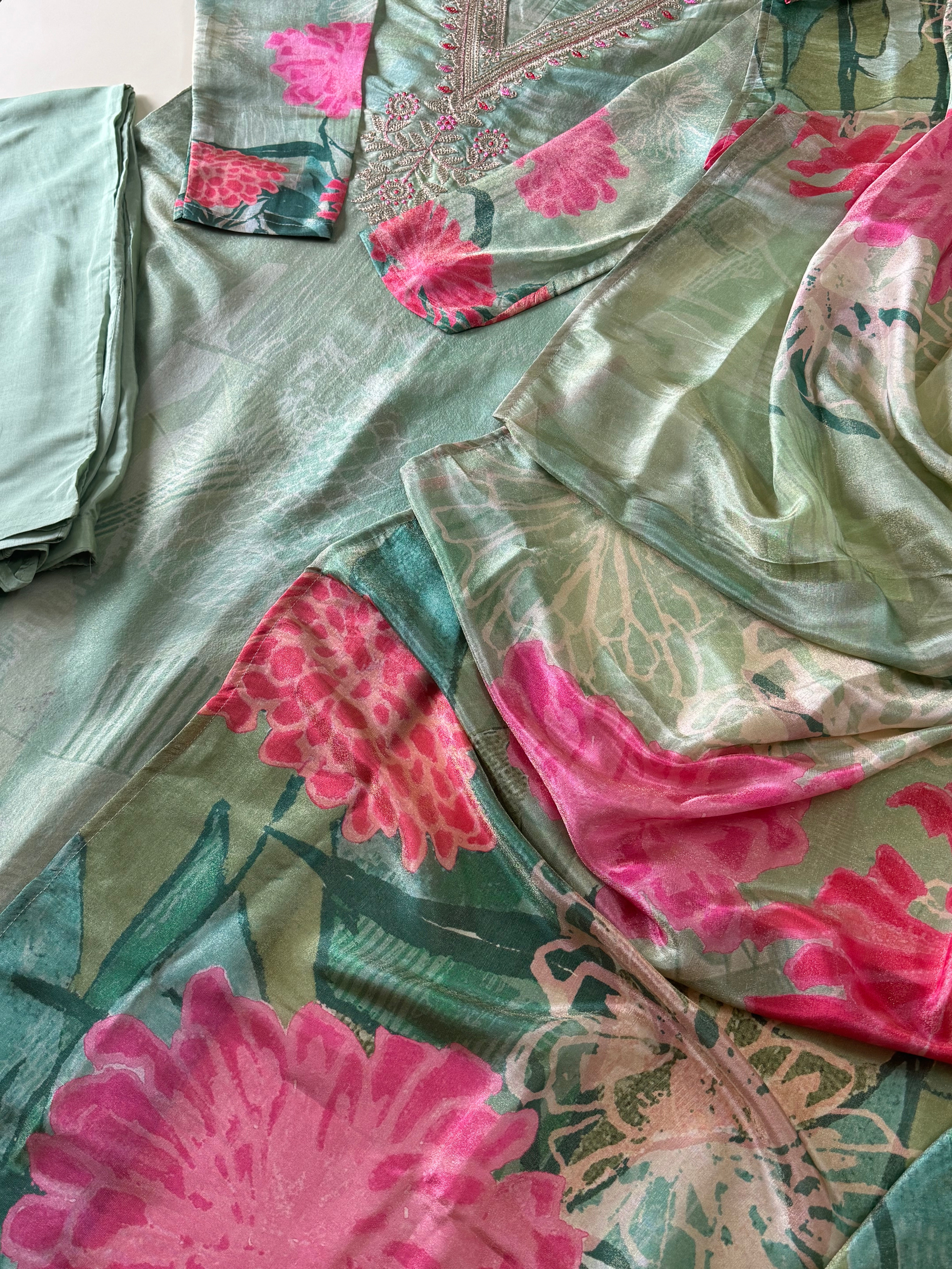 Pure tissue suit with soft tissue dupatta-3792