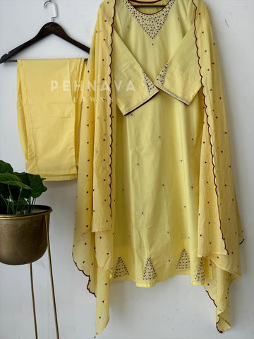 French Knot detailed Suit Set