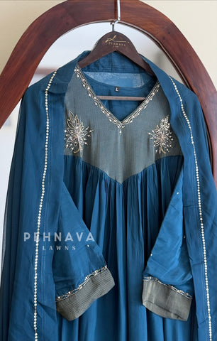 Handworked Tissue Yoke Detailed Ensemble