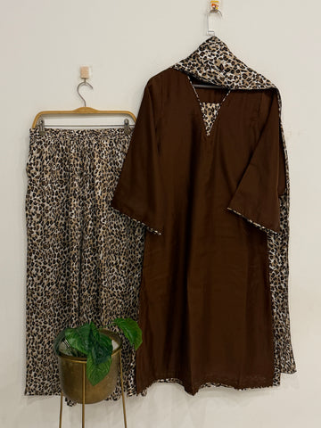 Minimal Animal Printed Three Piece Suit